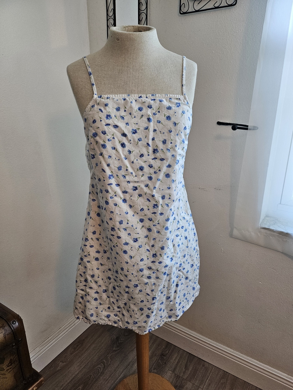 American Eagle Outfitters White Dress with Blue Floral Print